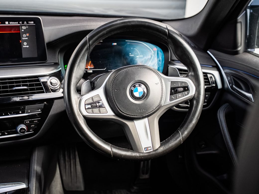 2022 BMW 5 Series