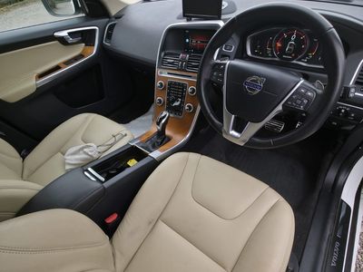 2017 Volvo XC60
