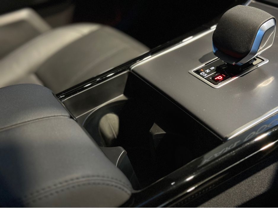 2023 Land Rover Range Rover Velar