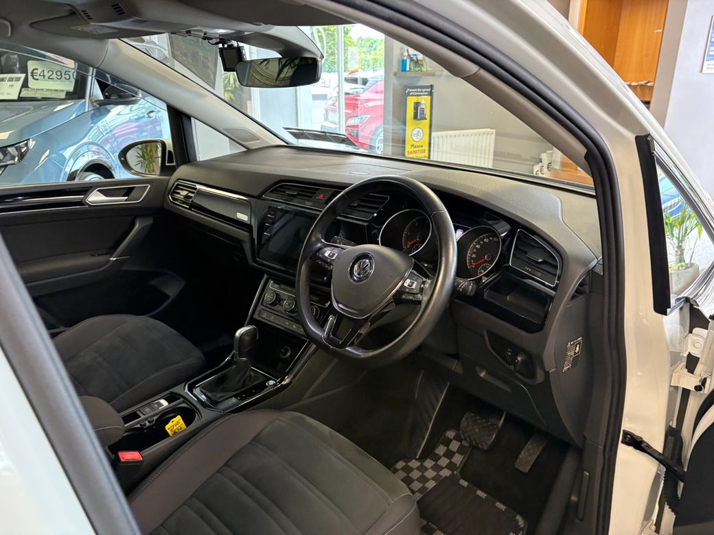 2018 Volkswagen Touran