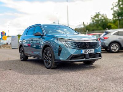 2025 Peugeot 5008