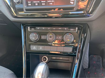 2016 Volkswagen Touran