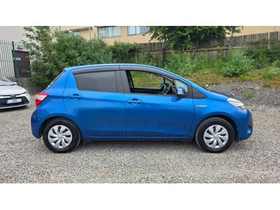 2017 Toyota Vitz