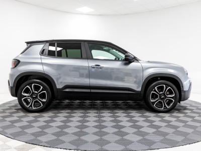 2025 Jeep Avenger