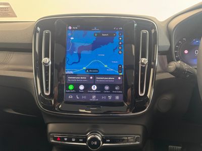 2023 Volvo XC40