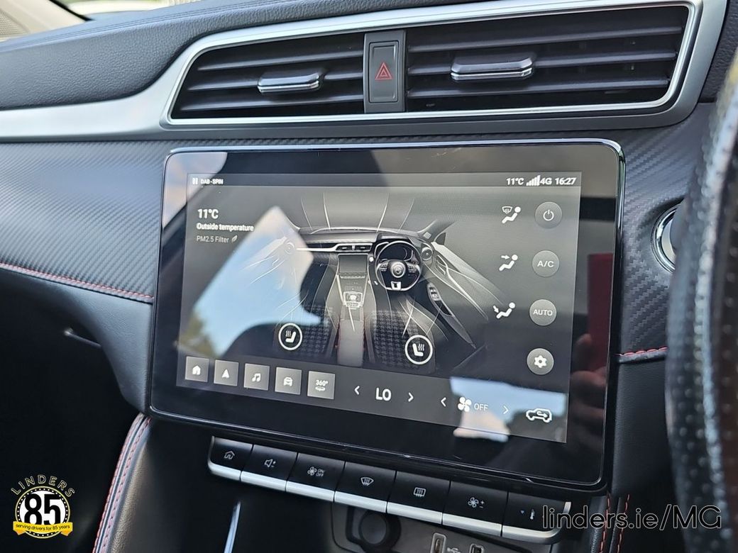 2022 MG ZS