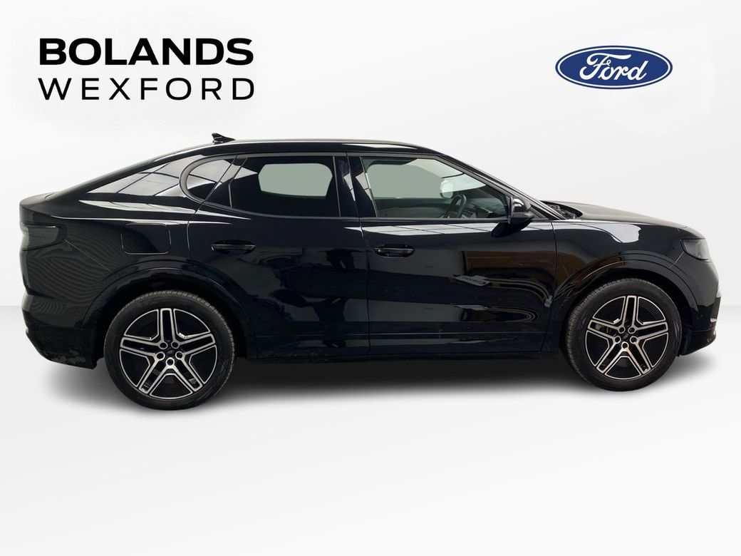 2025 Ford Capri
