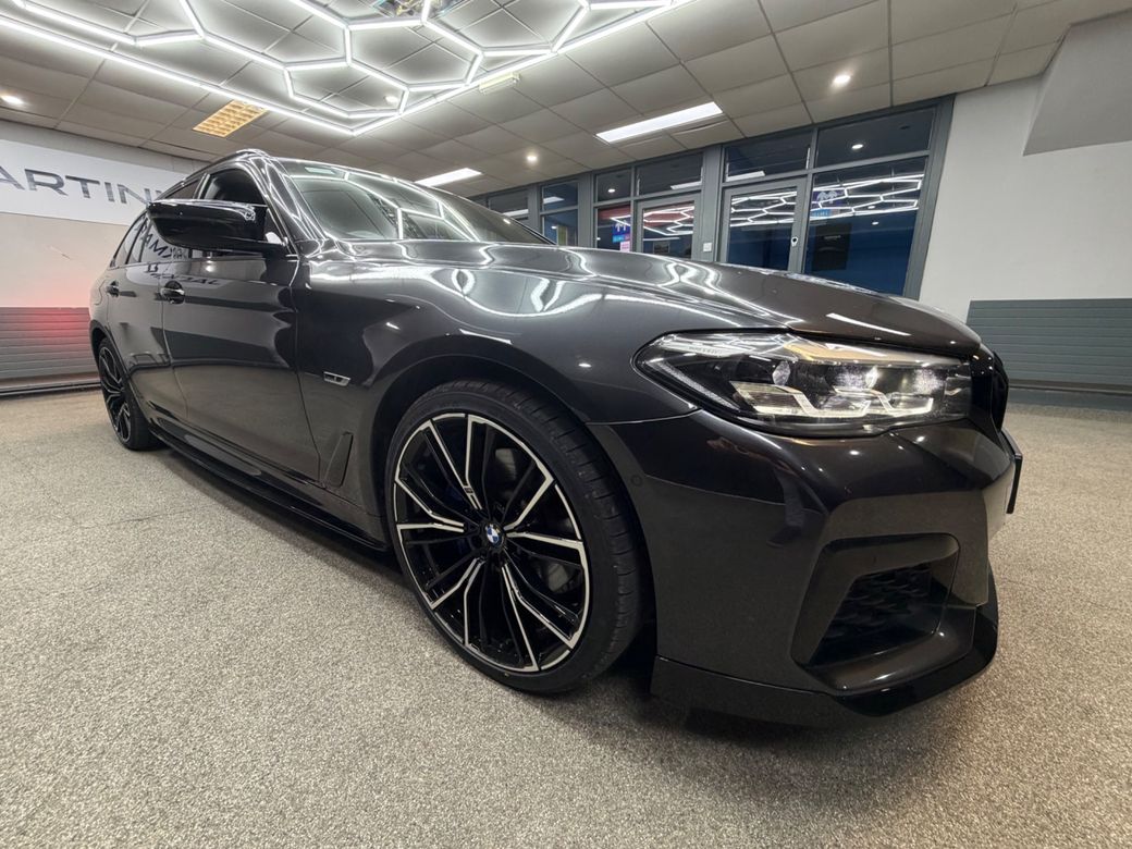 2022 BMW 5 Series