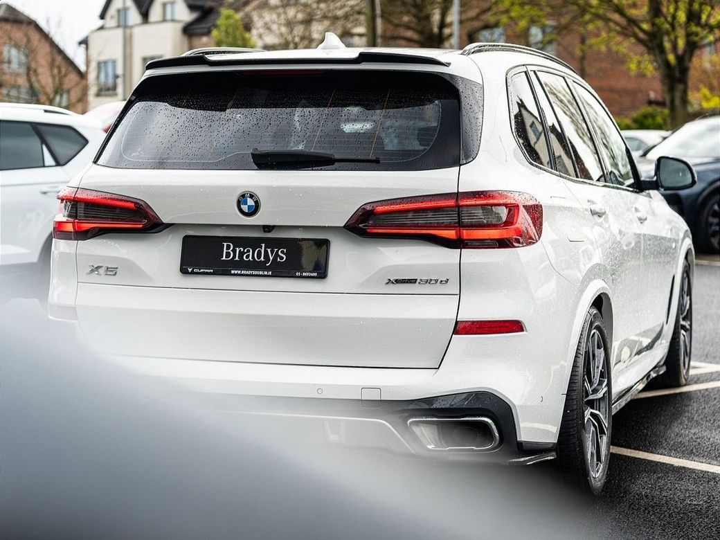 2023 BMW X5