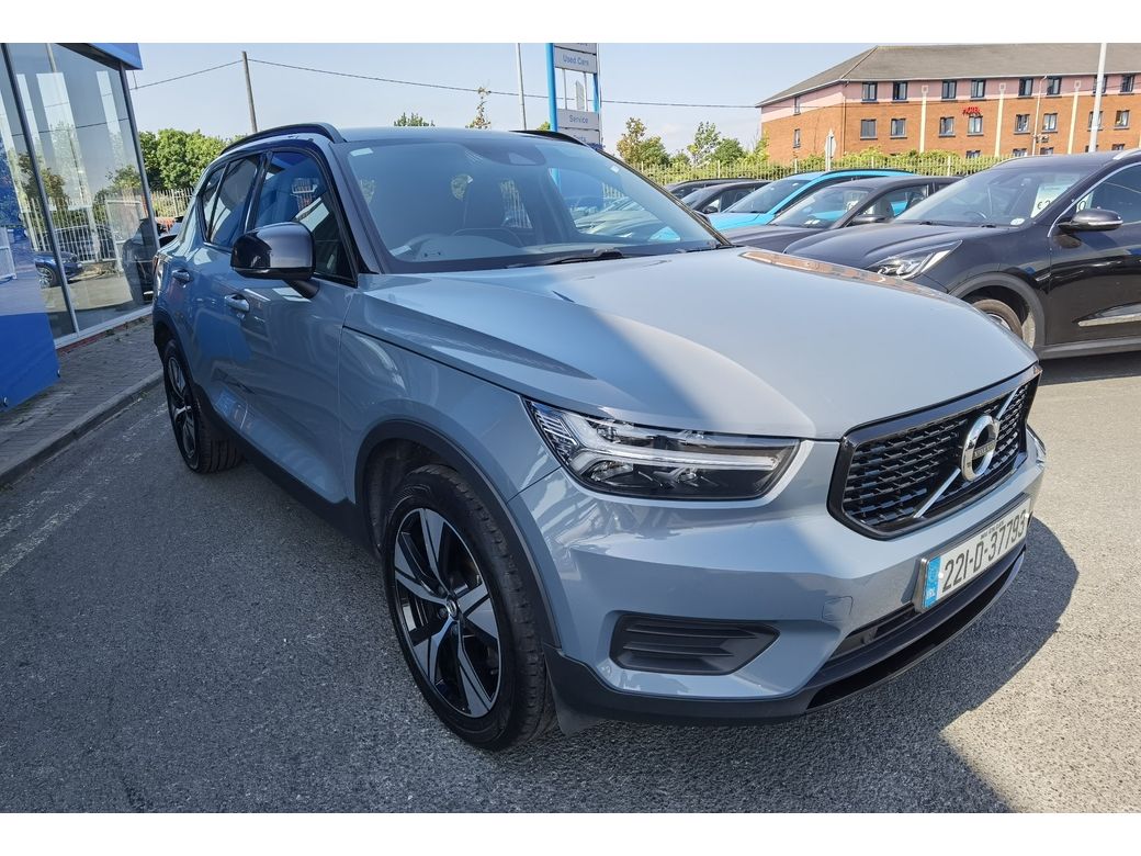 2022 Volvo XC40
