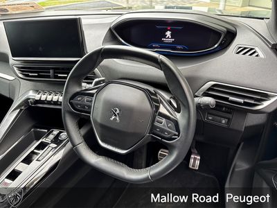 2023 Peugeot 5008
