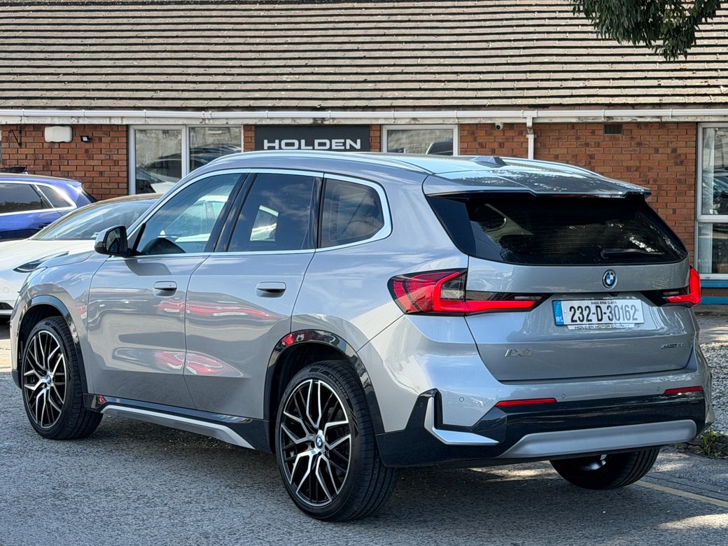 2023 BMW iX1