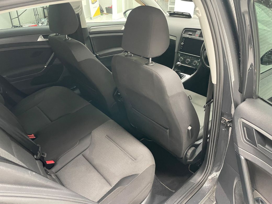 2017 Volkswagen Golf