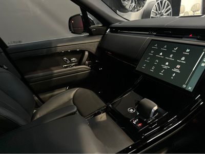 2026 Land Rover Range Rover Sport