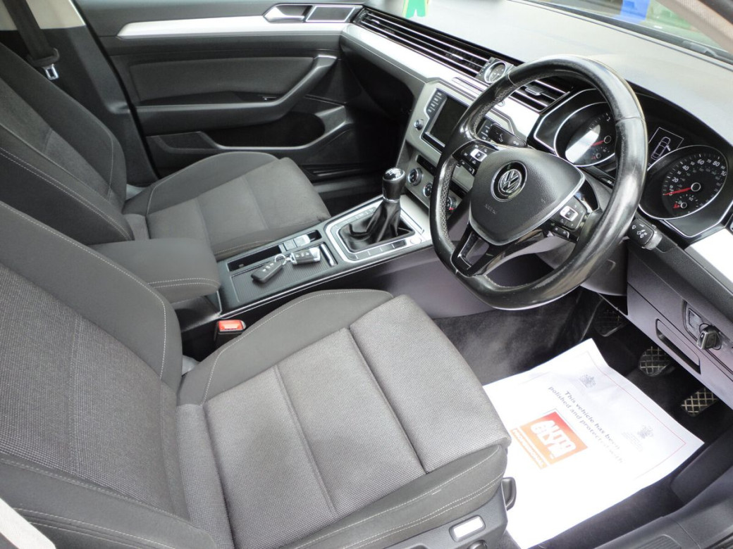 2017 Volkswagen Passat