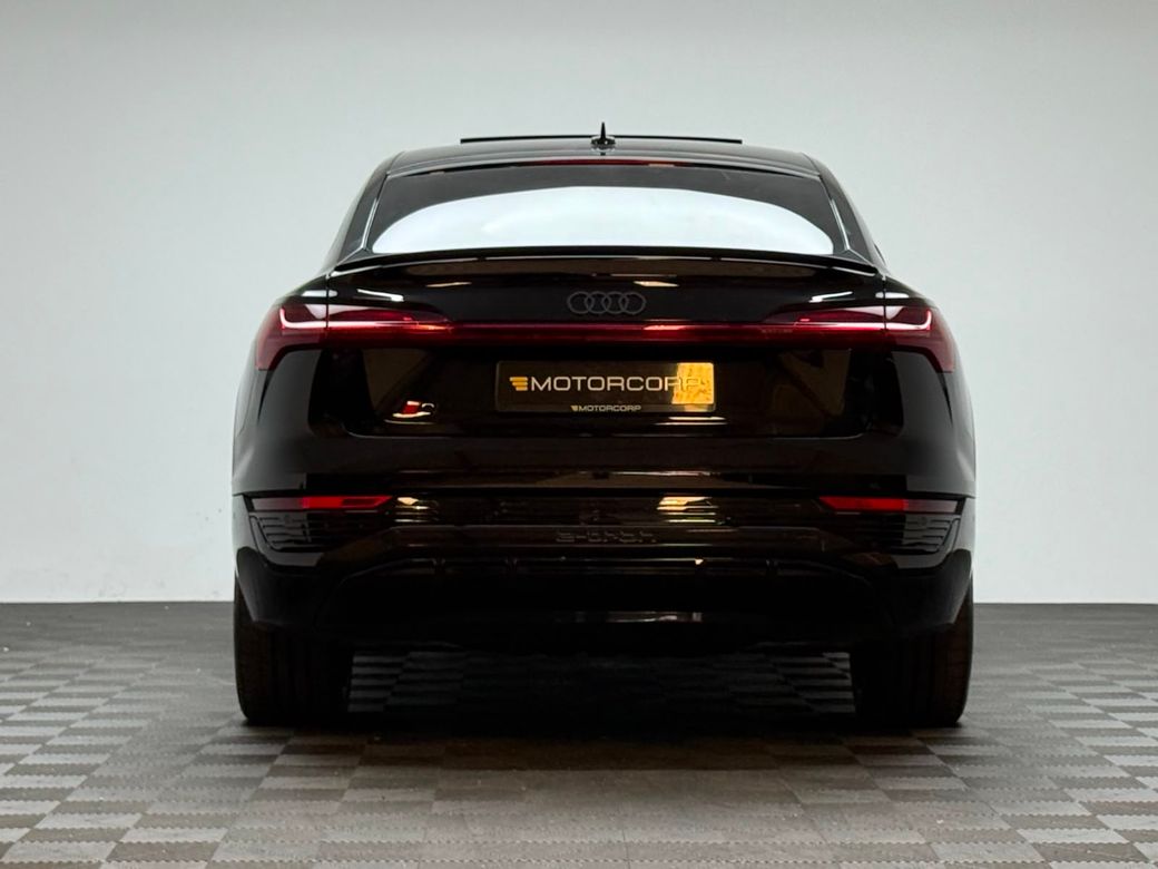 2023 Audi Q8
