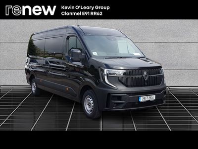 2025 Renault Master
