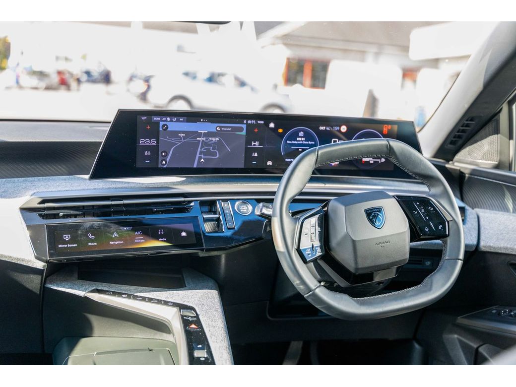 2025 Peugeot 5008