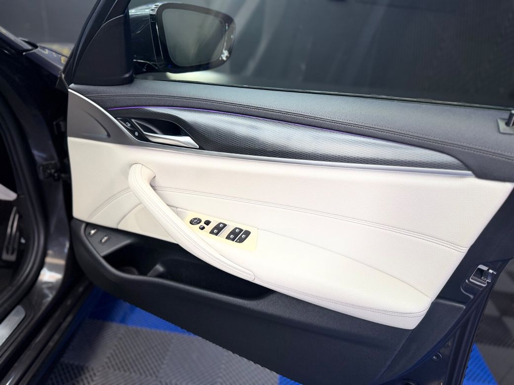 2021 BMW 5 Series