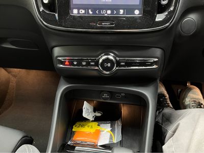 2020 Volvo XC40