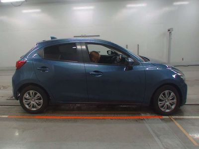 2018 Mazda Demio