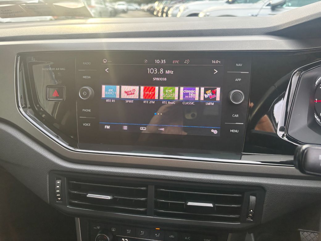 2018 Volkswagen Polo