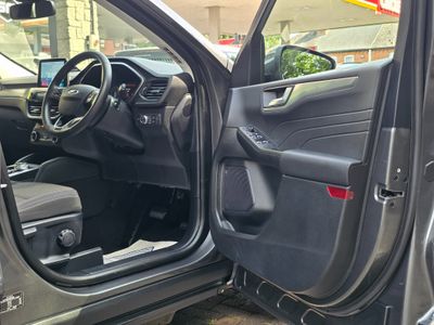 2023 Ford Kuga