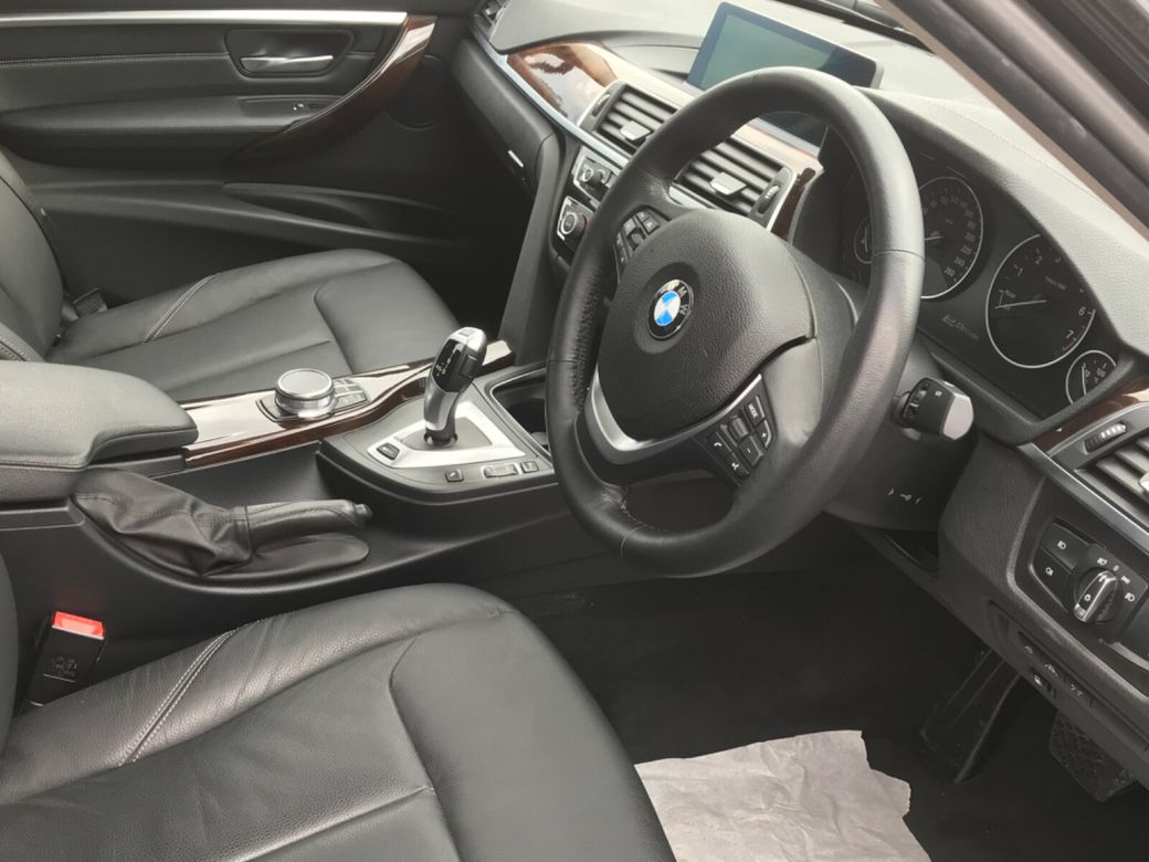 2018 BMW 3 Series