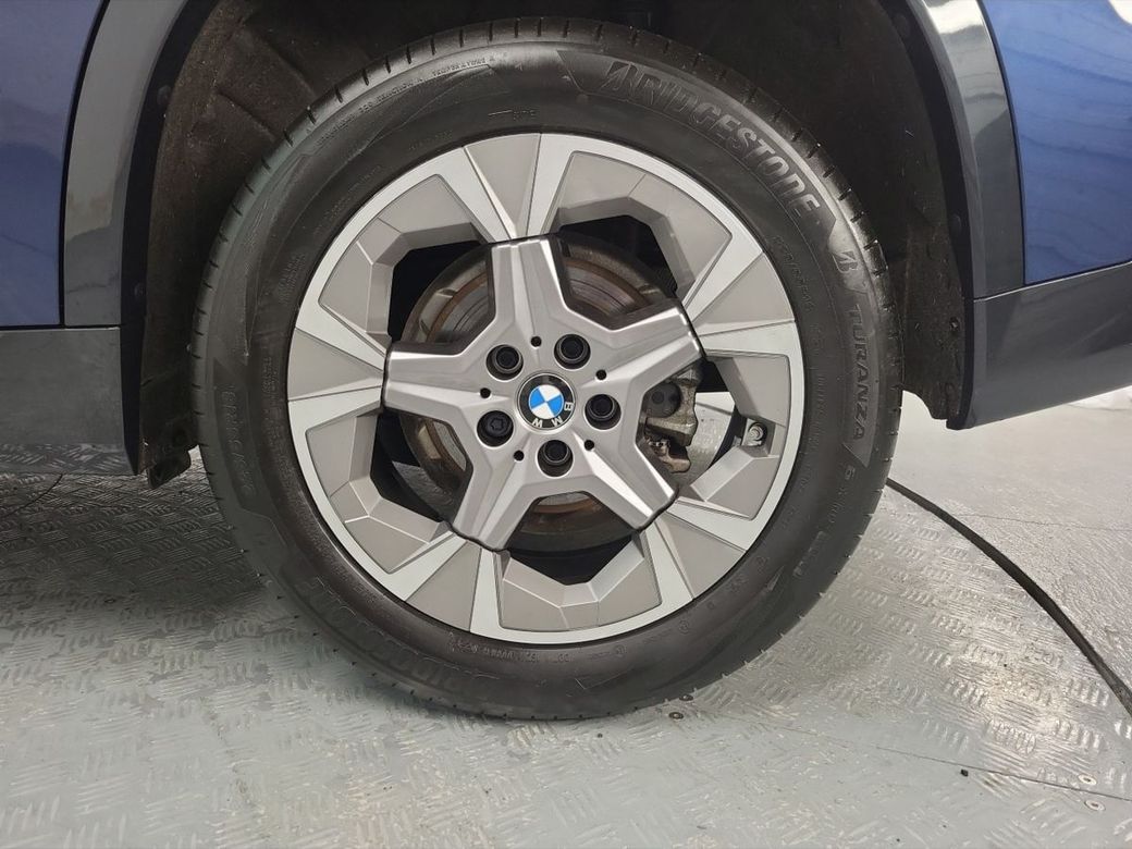 2025 BMW X1