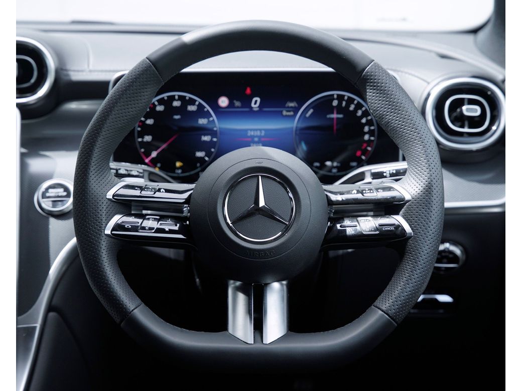 2025 Mercedes-Benz GLC Class
