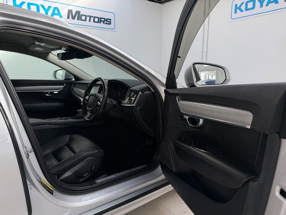 2019 Volvo V90