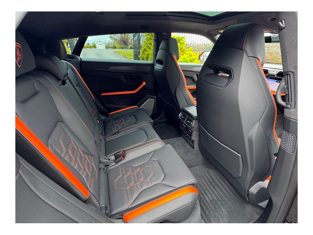 2025 Lamborghini Urus