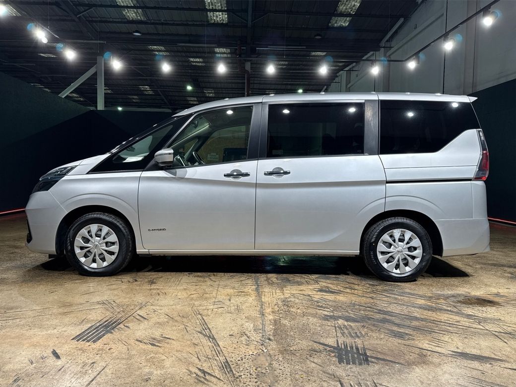 2021 Nissan Serena