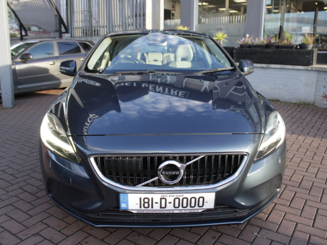 2018 Volvo V40