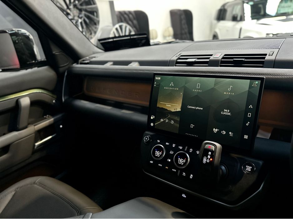 2026 Land Rover Defender