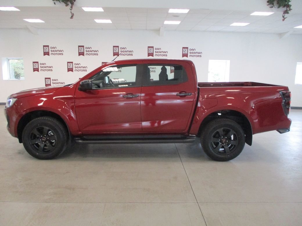 2025 Isuzu D-MAX
