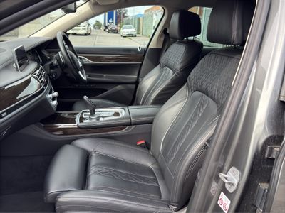 2019 BMW 740