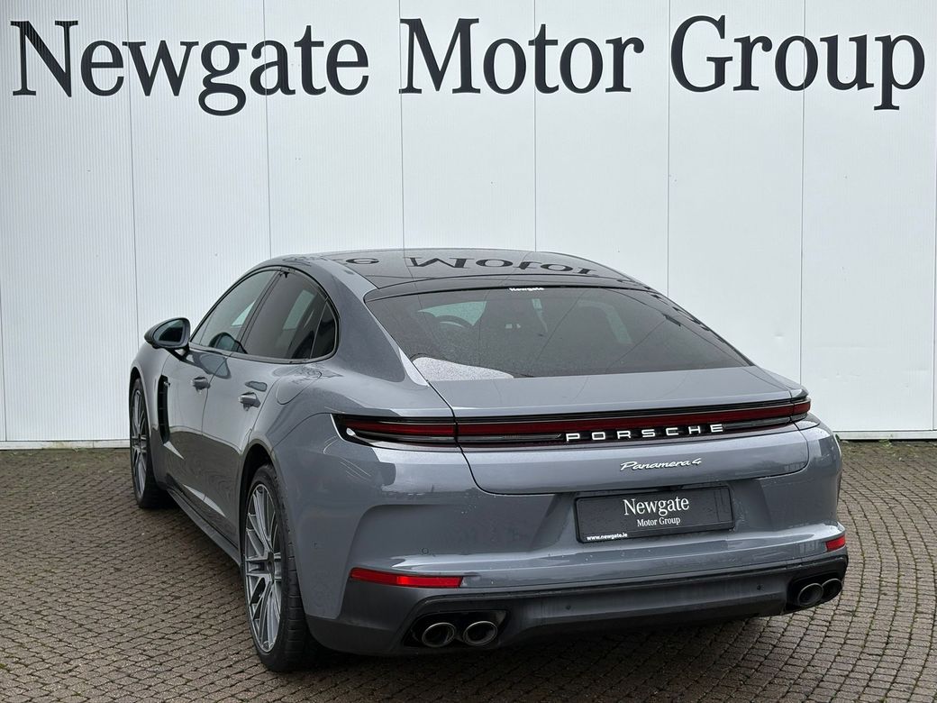 2025 Porsche Panamera