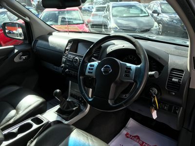 2015 Nissan Navara