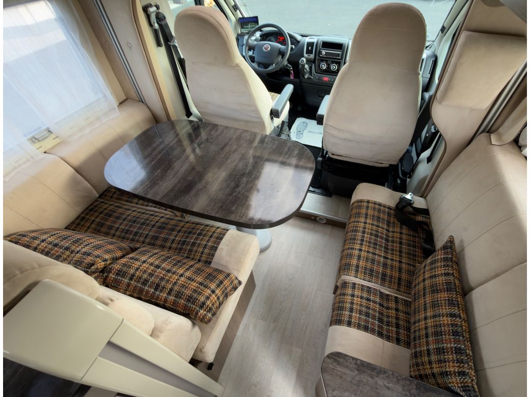 2013 Fiat Challenger 