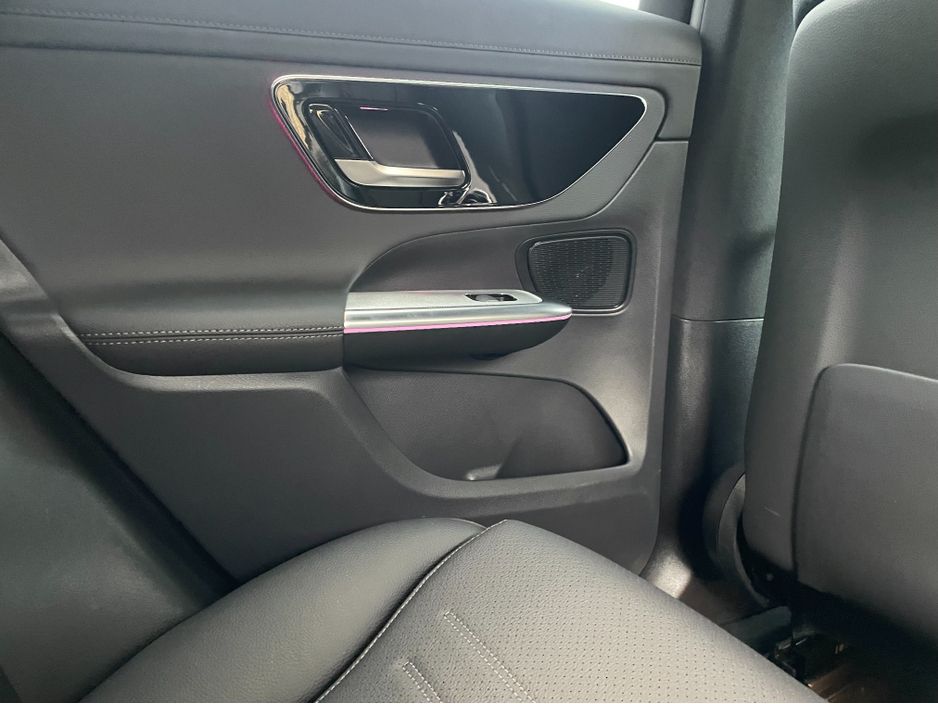 2024 Mercedes-Benz GLC Class