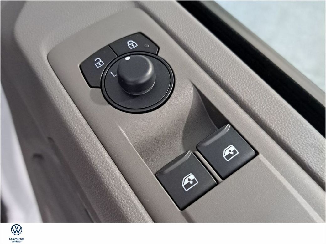 2025 Volkswagen Transporter