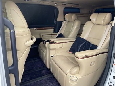 2015 Toyota Alphard