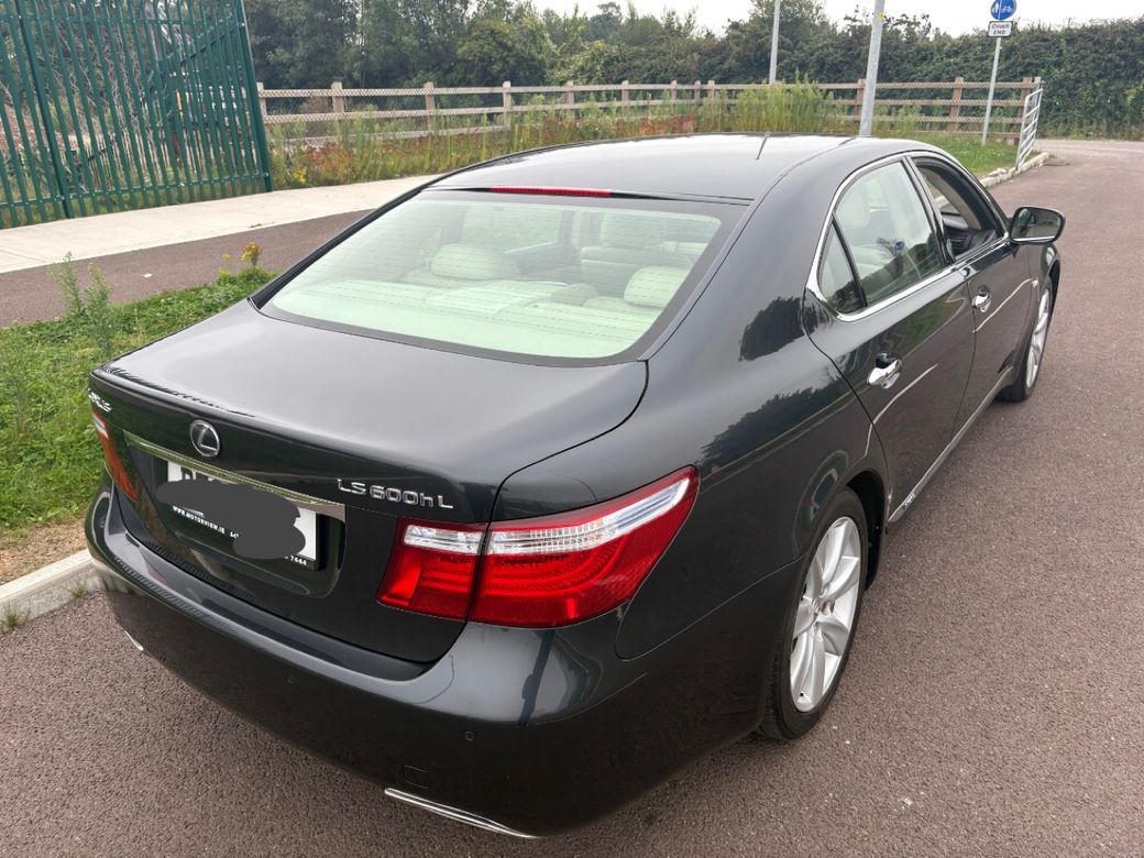 2008 Lexus LS 600 H