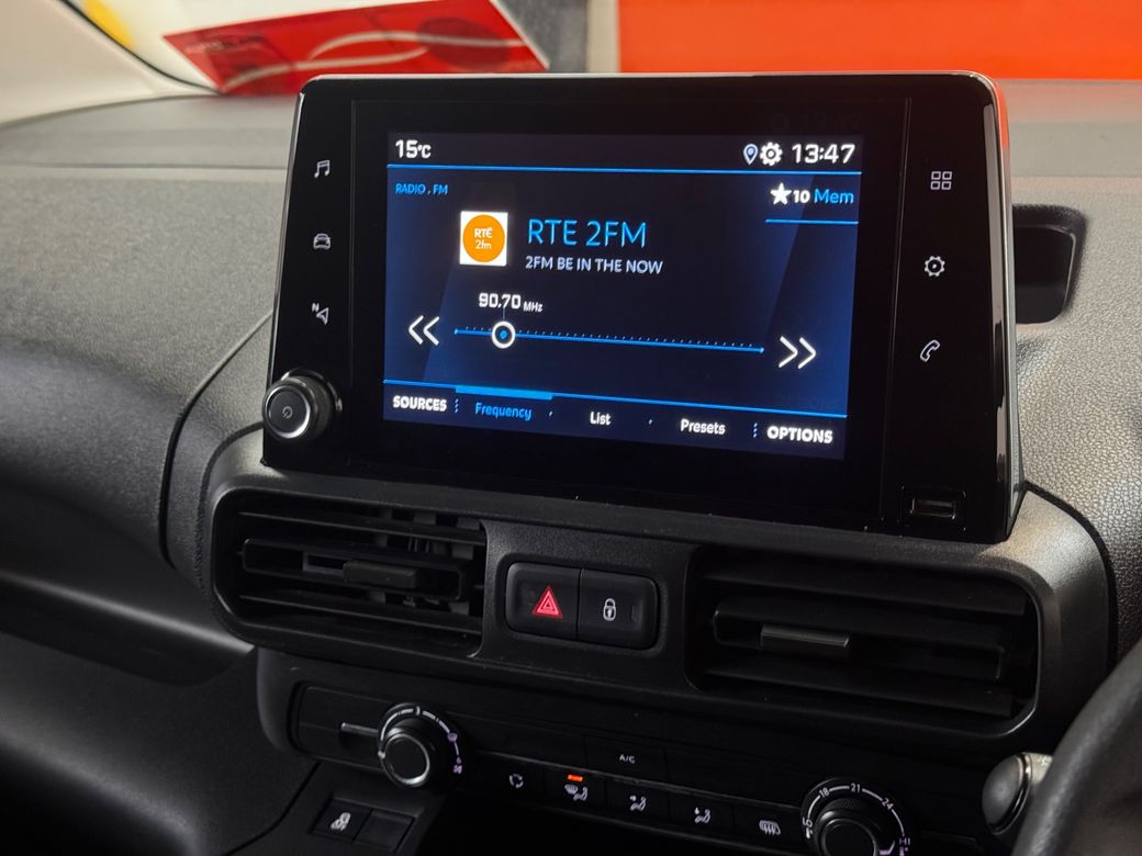 2020 Peugeot Partner