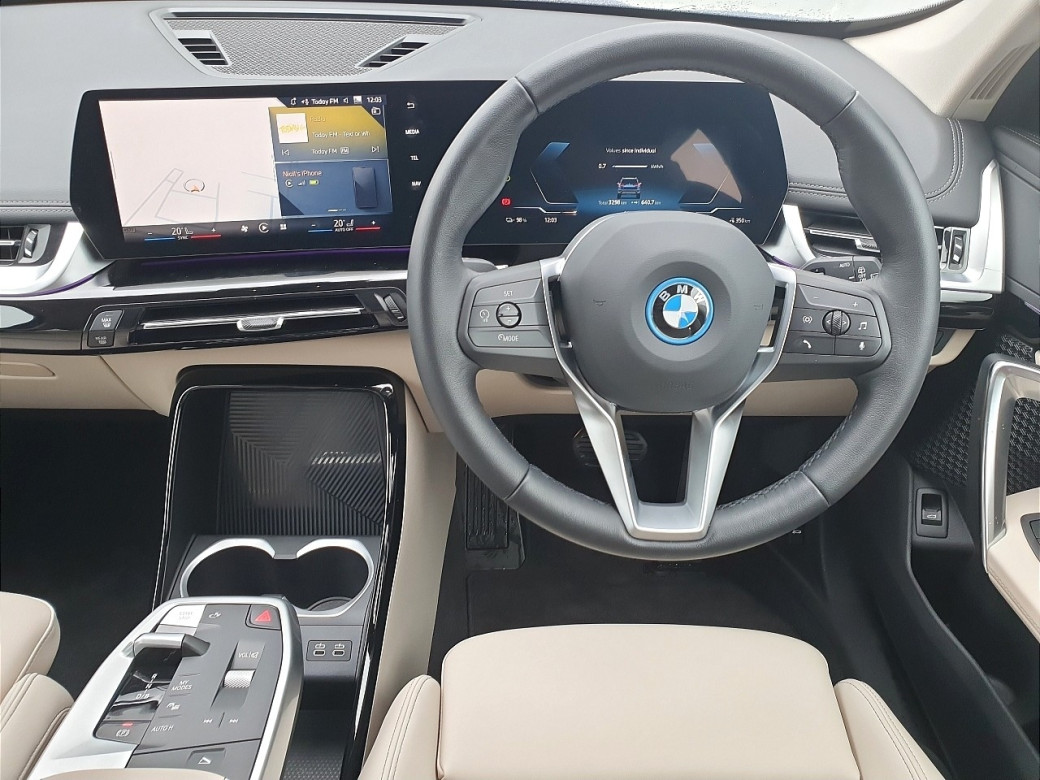 2025 BMW iX