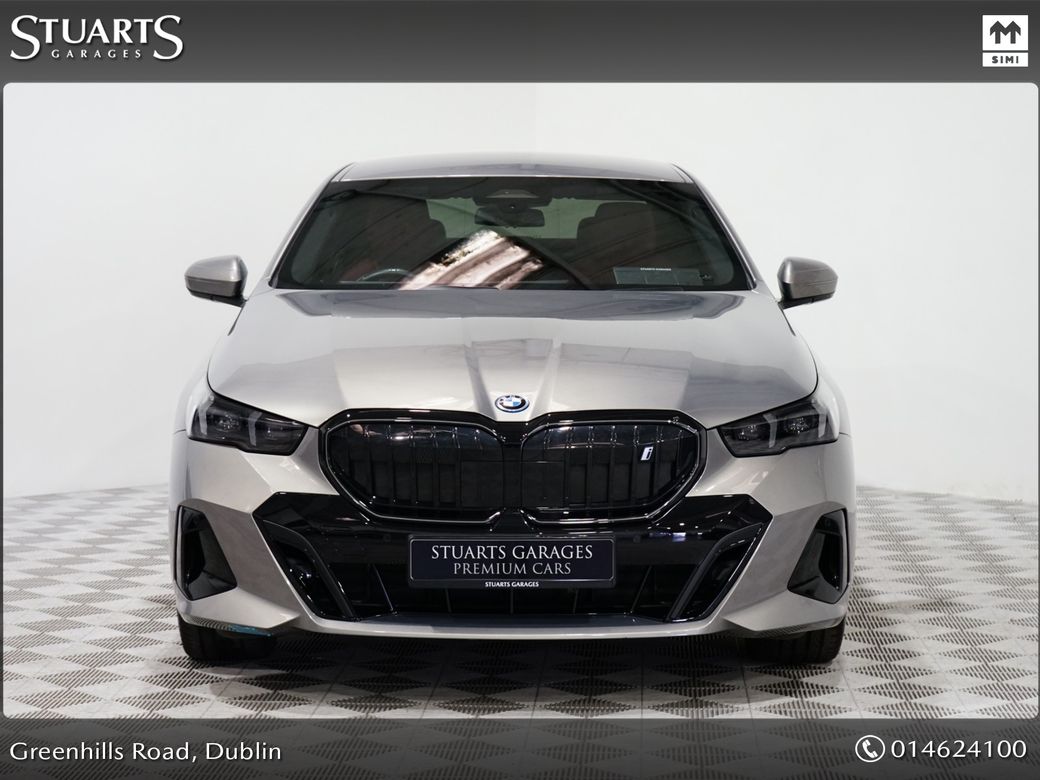 2024 BMW i5