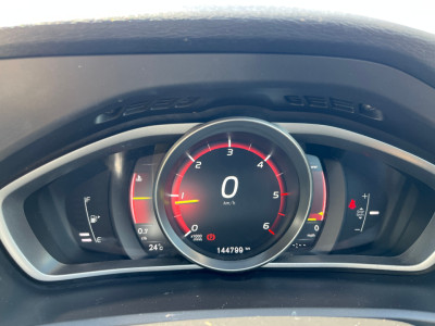 2018 Volvo V40