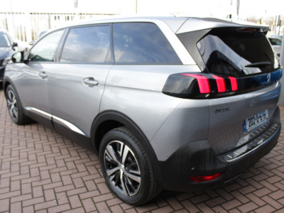 2020 Peugeot 5008