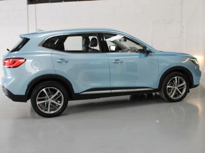 2021 MG HS